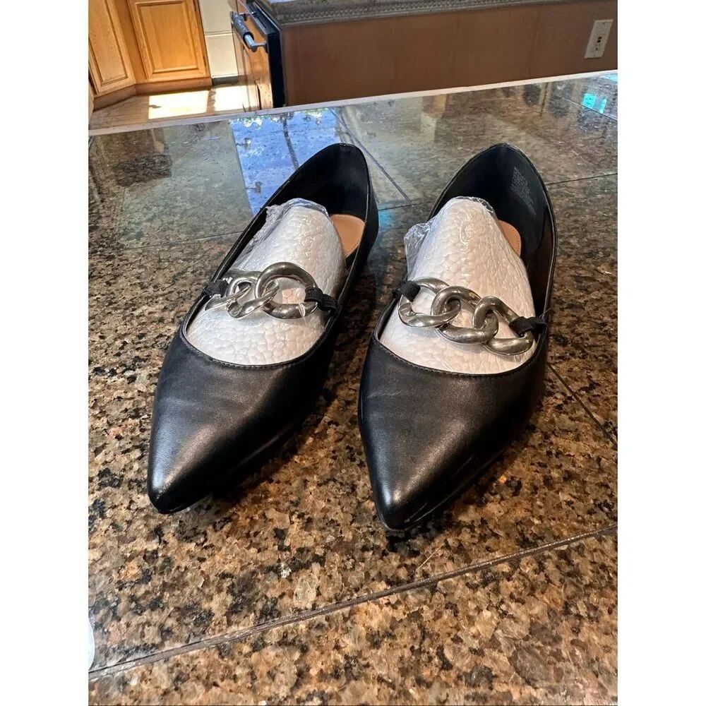 JustFab flats